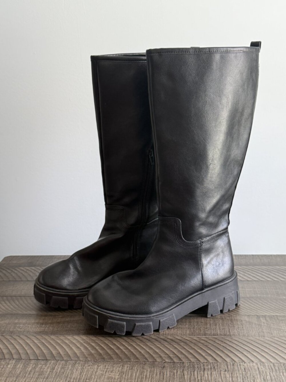 Sincerely Jules Black Chelsea Knee-High Boots Size 8.5 EUC - Picture 10 of 12